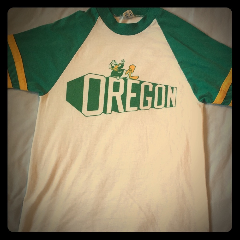 Vintage Oregon Ducks shirt